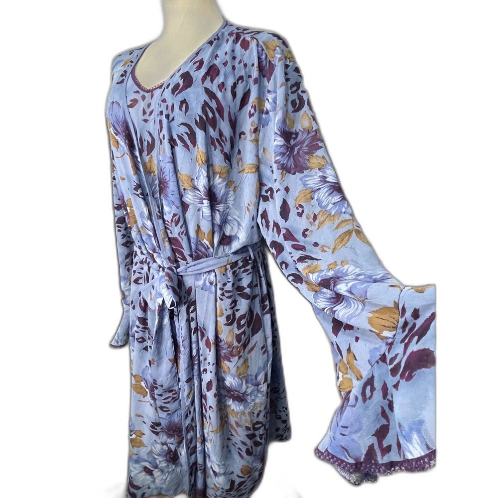 Sensara 1X Blue Purple Floral Leopard Nightgown & Robe Set 2 PC Sleepwear Lounge
